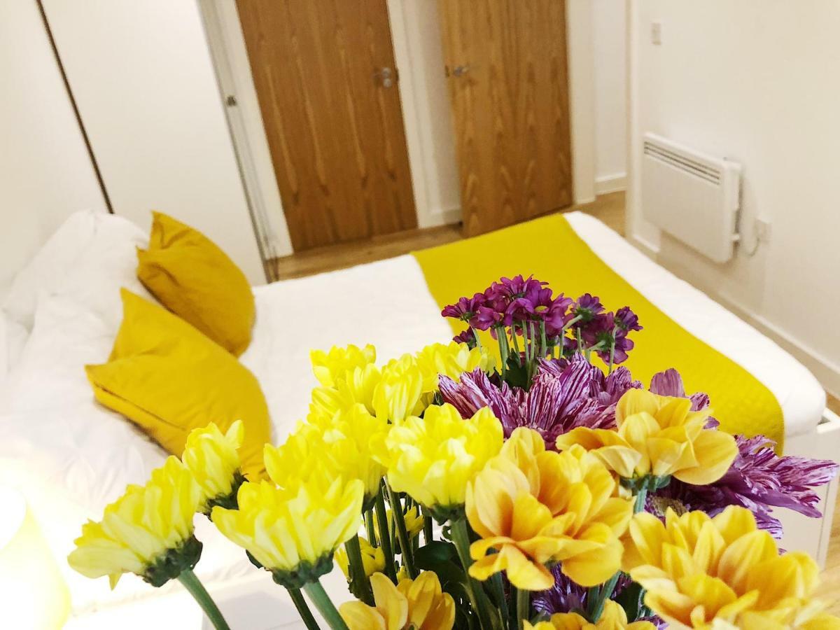 Ferienwohnung Ekhaya Three Manchester Exterior foto